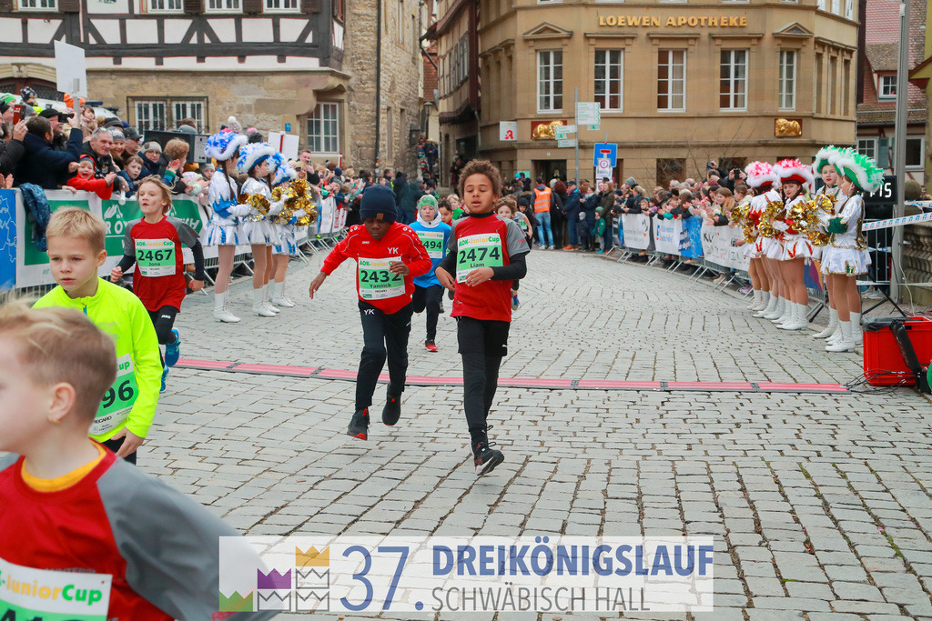 AOK JuniorCup 400m | 3Koenigslauf 2023 - Realisiert mit Pictrs.com
