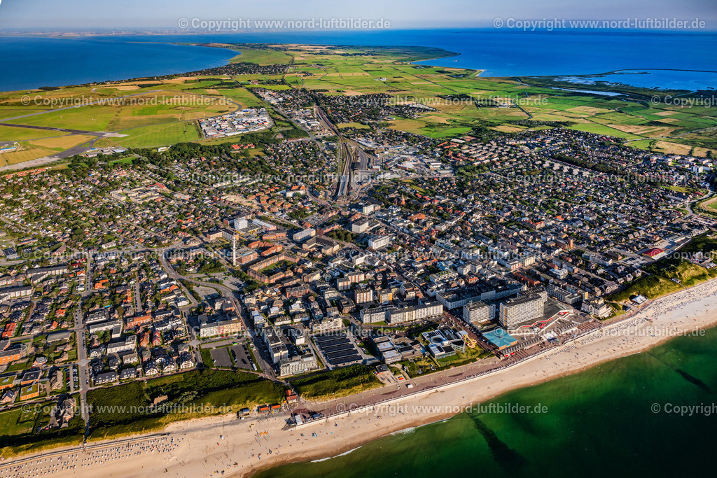 Sylt_Westerland_ELS_0947130825 | SYLT 13.06.2025 Küstenbereich der Nordsee - Insel im Ortsteil Westerland in Sylt im Bundesland Schleswig-Holstein. // Coastal area of the North Sea - Island in the district Westerland in Sylt in the state Schleswig-Holstein. Foto: Martin Elsen