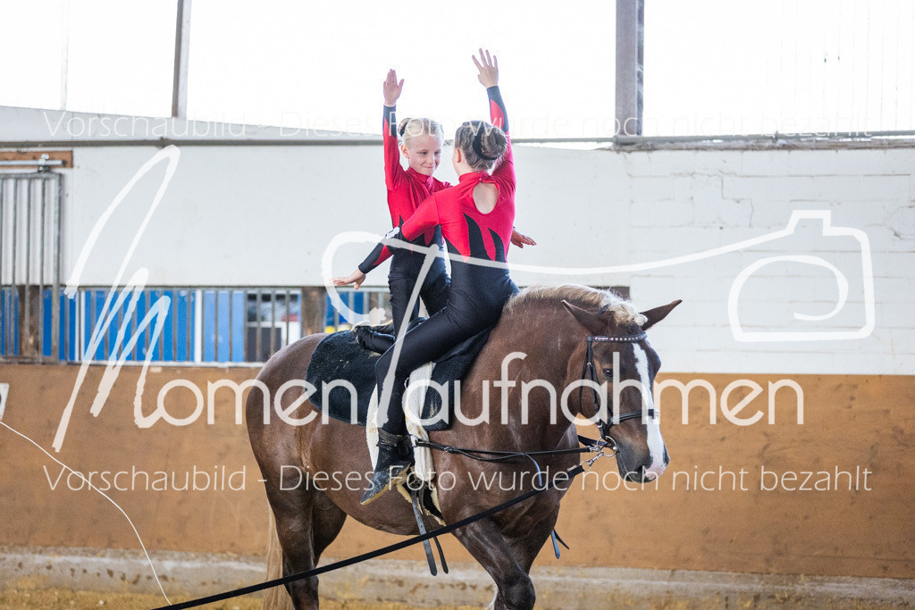 SS-Maxi-198 | MomenTaufnahmen Pferdesportfotos