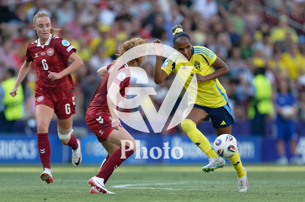 Denmark v Sweden - UEFA Women's EURO 2025 Group C | GENEVA, SWITZERLAND - JULY 4:  Madelen Janogy of Sweden (R) under pressure from Stine Ballisager of Denmark (L)  during the UEFA Womens EURO 2025 Group C match between Denmark and Sweden at Stade de Geneve on July 4, 2025 in Geneva, Switzerland. (Photo by Giuseppe Velletri/Sports Press Photo/Getty Images)