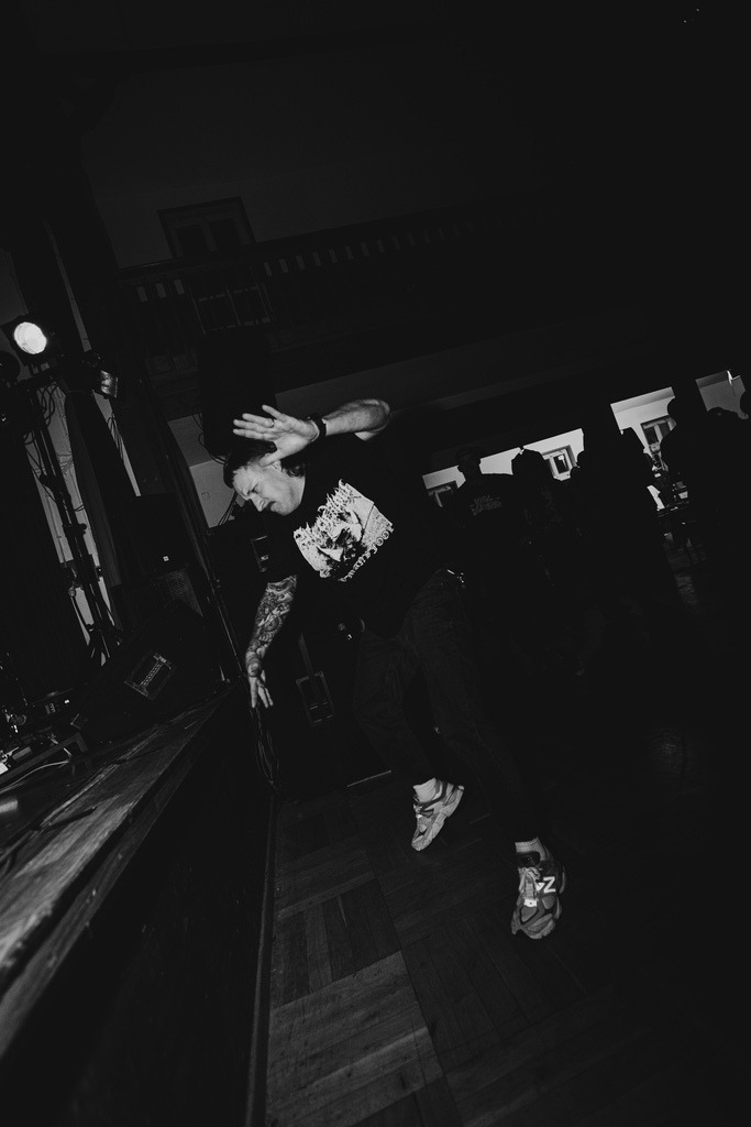 057A7952 | thismomentpictures - Realized with Pictrs.com