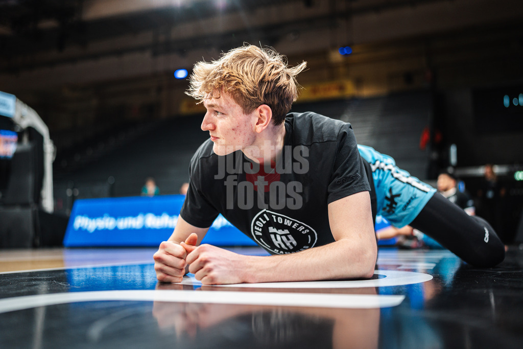 Basketball | Männer | Saison 2024/2025 | easyCredit Basketball Bundesliga | 14. Spieltag | Veolia Towers Hamburg vs. Basketball Löwen Braunschweig | 30.12.2024 | Jared Grey (#8, Veolia Towers Hamburg)