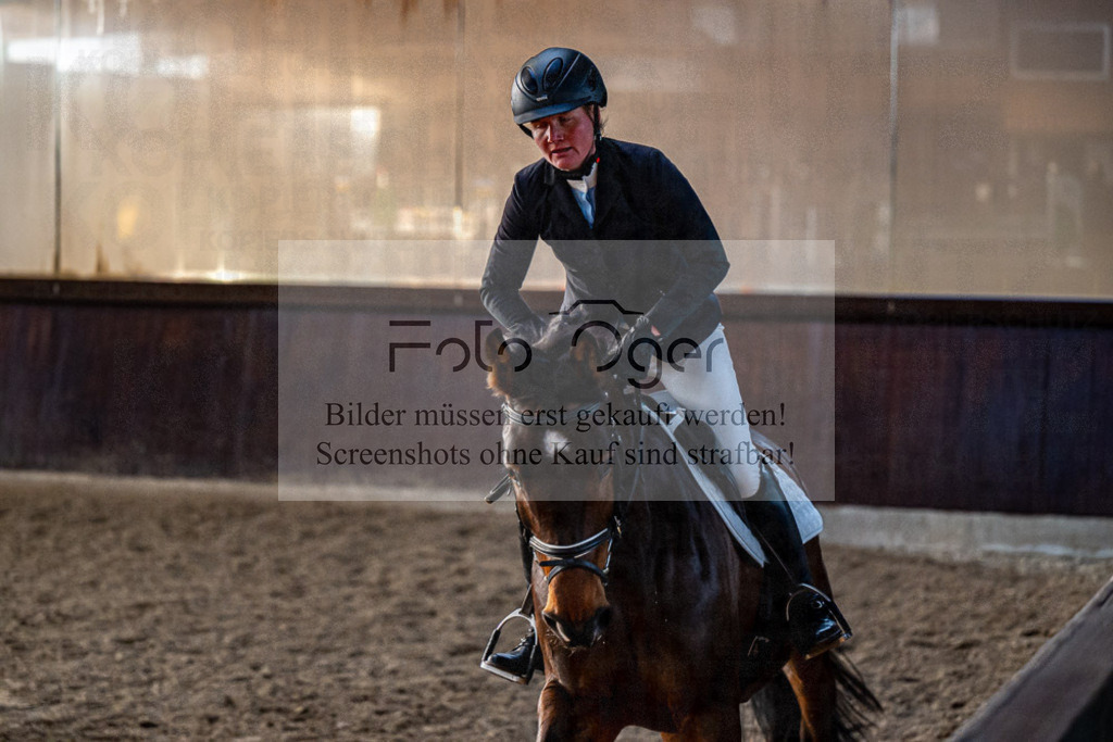 20240308-DOS_2619 | Entdecke hochwertige Reitturnierfotos von Foto Oger. Professionell, emotional und authentisch – jetzt Lieblingsmomente im Shop bestellen.Deutschlandweite Turnierfotografie. - Realisiert mit Pictrs.com