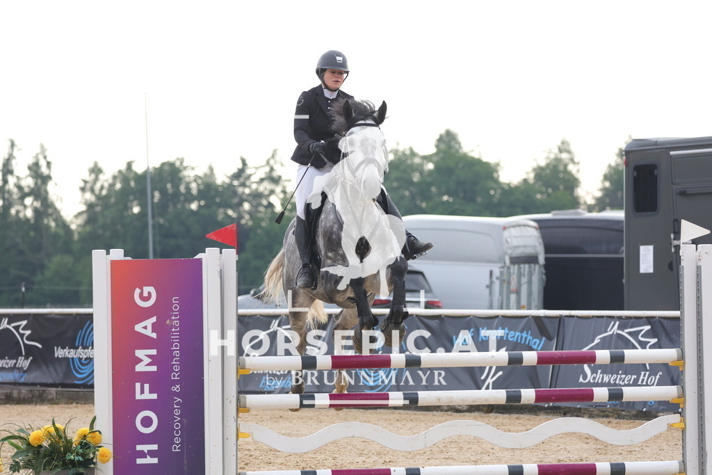 0P6A5752 | Willkommen bei Brunnmayr - Design & Fotografie – Ihrem Spezialisten für Reitturniere und Pferdeveranstaltungen in Oberösterreich, Salzburg und Bayern! Seit über 17 Jahren sind wir leidenschaftlich dabei.