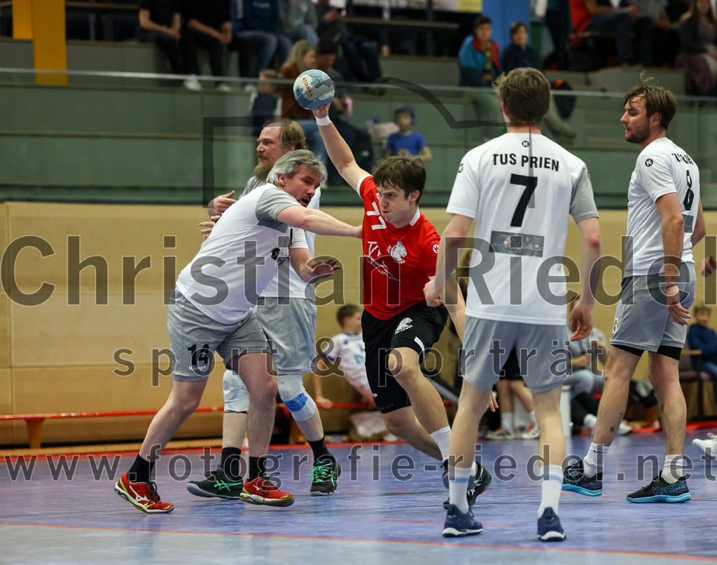 2023-04-01_083_SV_Anzing_gegen_TuS_Prien | Anzing, Deutschland, 01.04.2023:
Handball, Bezirksliga 2022 / 2023, 12. Spieltag, SV Anzing gegen TuS Prien, Endergebnis: 

Foto: Christian Riedel / fotografie-riedel.net