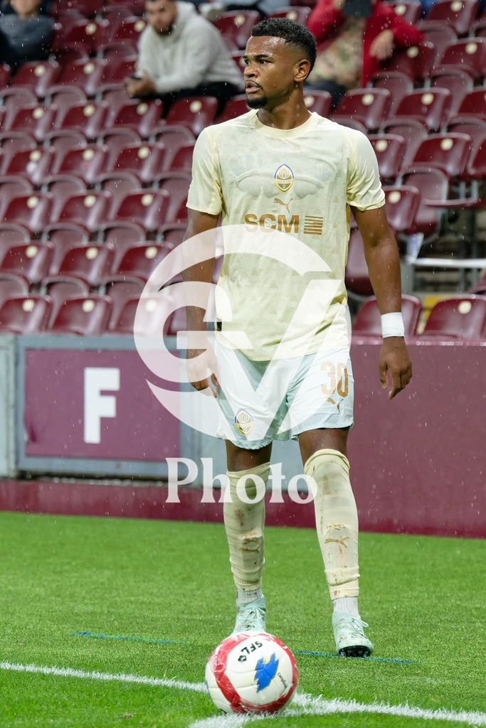 UEFA Conference League Play-offs 2nd leg - Servette FC v FC Shakhtar Donetsk | Alisson Santana (30 FC Shakhtar Donetsk) portrait (headshot/close up)  during the UEFA Conference League Play-offs 2nd leg match between Servette FC and FC Shakhtar Donetsk at Stade de Geneve in Geneva, Switzerland
