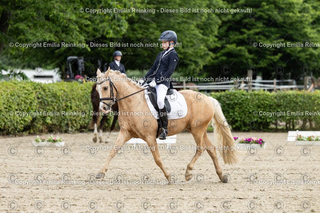 CL5A9660 | Emilia Reinking Fotografie - Realisiert mit Pictrs.com