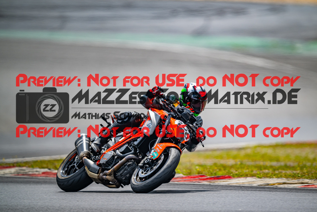 MaZZes_FotoMatrix_230719_4656 | ROT