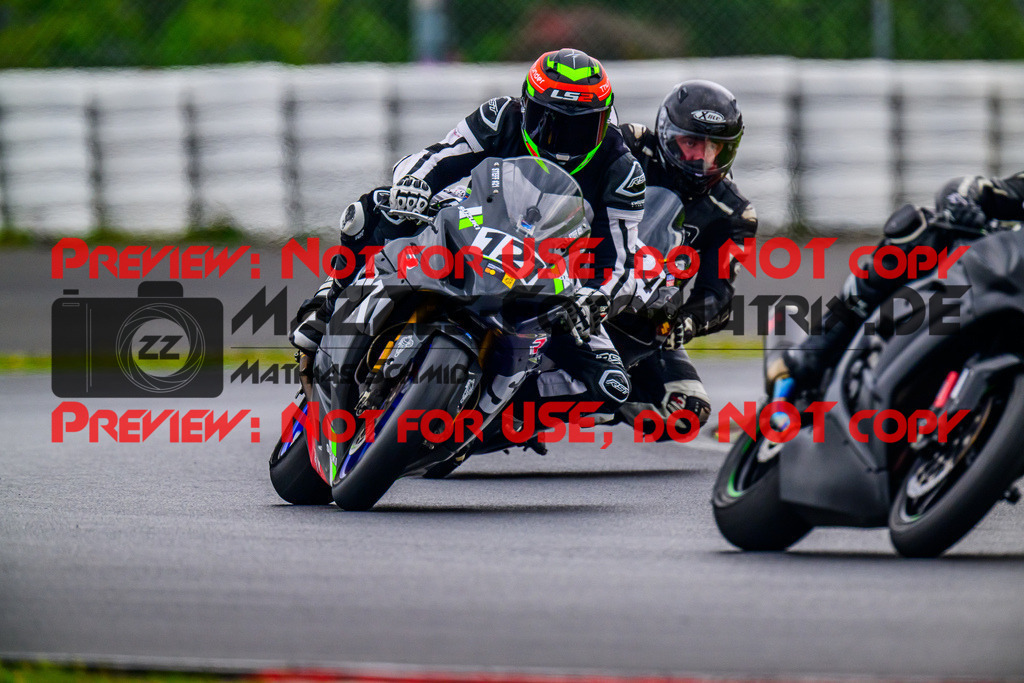 MaZZes_FotoMatrix_240910_6007705_0728 | GELB