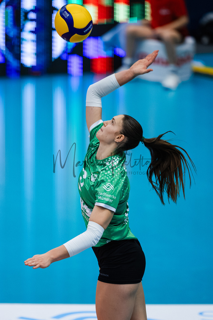 Volleyball, 1. Bundesliga Frauen, Hauptrunde, 8. Spieltag, Saison 2025/2026: USC Münster - Dresdner SC | 1. Bundesliga Frauen, Hauptrunde, 8. Spieltag, Saison 2025/2026, USC Münster empfängt Dresdner SC in der Sporthalle Berg Fidel in Münster. Foto: sportfotografie.ms | Markus Paletta - Realisiert mit Pictrs.com