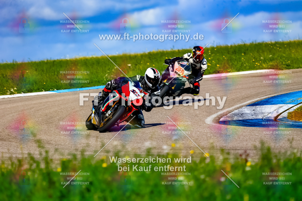 014-5337 | Hier findet Ihr Bilder von Touristenfahrten auf der Nürburgring Nordschleife oder von anderen Veranstaltungen die ich besucht habe. Viel Spass beim Durch Schauen 