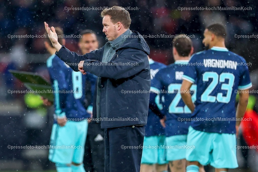DFB30032600073 | 30.03.2026, Fußball, Länderspiel, Deutschland - Ghana, MHP-Arena (Stuttgart), Saison 2025 2026: Nationaltrainer Julian Nagelsmann (GER Bundestrainer) gestikulierend am Spielfeldrand   DFB regulations prohibit any use of photographs as image sequences and or quasi-video.