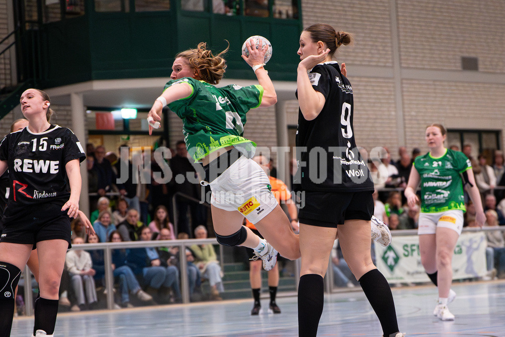 Handball I Frauen I Saison 2025-2026 I 3. Liga Staffel Nord I 20. Spieltag I SC SFN Vechta - SV Henstedt-Ulzburg0035 | jns.sportfotos - Realisiert mit Pictrs.com