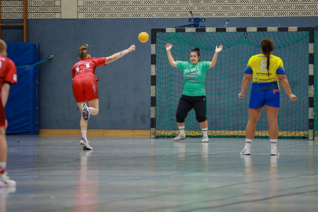 SVN_SvSchermbeck_051024_121 | Bildergalerie von Sport-Ereignissen aber auch von weiteren spannenden Dingen - nicht nur vom Niederrhein. In Anlehnung an den bekannten Spruch von Hanns Dieter Hüsch heißt das Motto: "Niederrhein ist überall".  - Realisiert mit Pictrs.com