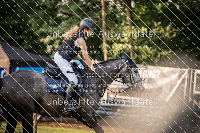 SD_Verl_04553 | saradresslerfotografie - Realisiert mit Pictrs.com
