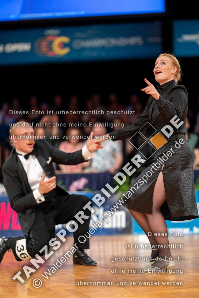 20230812-14375 | Hier finden Sie Tanz Bilder vom Latein und Standard Formationen tanzen. Sportbilder vom Tanzsport. Schöne Fotos und von Weltmeisterschaft, Europameisterschaft, Bundesliga, Regionalliga, Oberliga und Landesliga sowie von GOC Stuttgart, DanceComp, WM Bremen