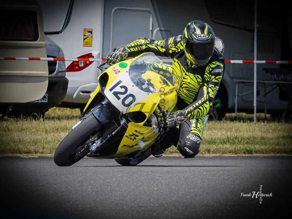 Motorrad Klassik Walldürn 2026  | Frank Herberich Fotografie, Frank Herberich, Fotografie, Hochzeit, Portrait, St. Peter Ording, Ording, Westerhever, Nordsee, Frank Fotografie, Hardheim,  Odenwald,Walldürn, Band,Eventfotografie - Realisiert mit Pictrs.com