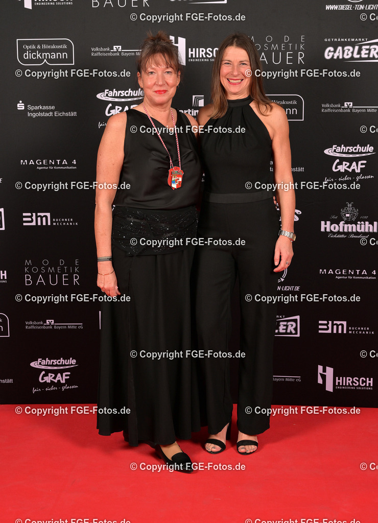 20240113-fge-fotos-0020 | Eröffnungsball der FGE am 13.01.2024 im Alten Stadttheater in Eichstätt. - Realisiert mit Pictrs.com