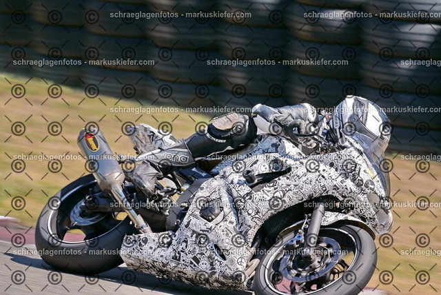 26bt05-1023 | markuskiefer.com - Realisiert mit Pictrs.com