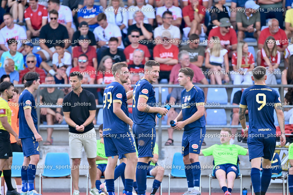 ATUS Velden vs. GAK | #4 Ryan Taylor Thomas Lee Colvin ATUS Velden, Headcoach ATUS Velden Marcel Günther Kuster, #99 Luca Alexander Pollanz ATUS Velden, #8 Fabian Kopeinig ATUS Velden, #18 Nicolas Manuel Modritz ATUS Velden, #9 Tom Zurga ATUS Velden, ATUS Velden vs. GAK, ATUS Velden vs. GAK am 26.07.2024 in Villach (Stadion Lind), Austria, (Photo by Bernd Stefan)