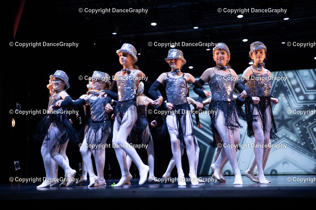 GPHY4955 | DanceGraphy - Realisiert mit Pictrs.com