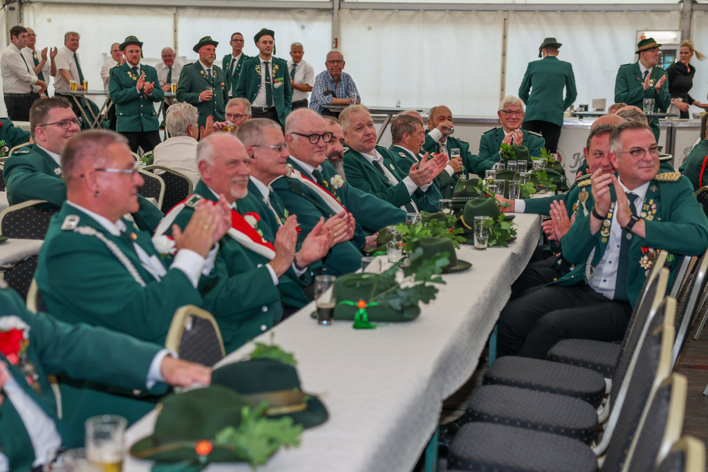 top-top.de-250530-049 | Foto, Video, Fotografie, Videografie, Fotobox, DJ, Discjockey, Musik, Musikbox, Veranstaltung, Photobooth, Amazon, Ebay, Buchtipp, Bestseller, Autor, Verlag, Buch, Wesel, Hamminkeln, NRW, Dinslaken, Rees, Drohne, Hochzeit, Party, Fotobox, Wesel, Fotograf