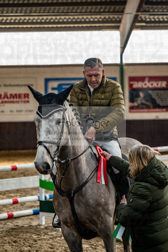 20240308-DOS_3397 | Entdecke hochwertige Reitturnierfotos von Foto Oger. Professionell, emotional und authentisch – jetzt Lieblingsmomente im Shop bestellen.Deutschlandweite Turnierfotografie. - Realisiert mit Pictrs.com