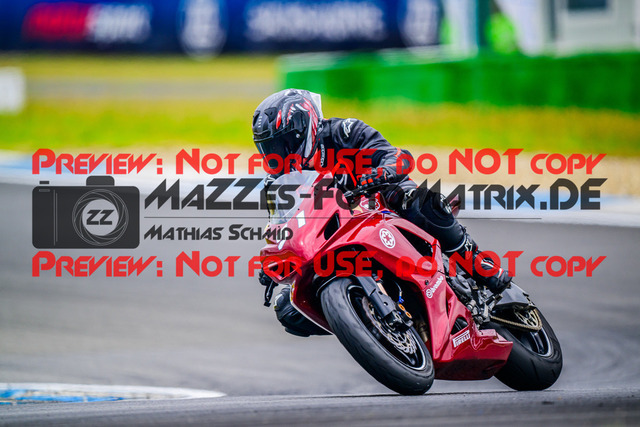 MaZZes_FotoMatrix_240614_6007705_7493 | GELB