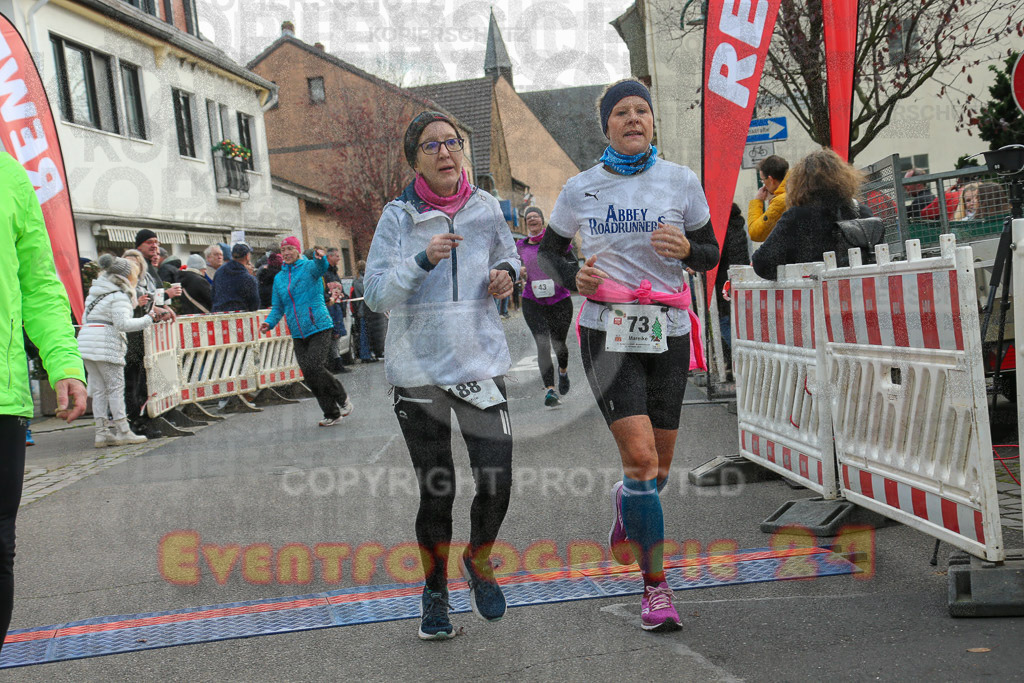 221127_1228_EX1_3057 | Sportfotografie im Rhein-Sieg Kreis, Köln, Bonn, NRW, Rheinland Pfalz, Hessen, etc. Unser Tätigkeitsfeld umfasst den Laufsport vom Volkslauf über den Marathon, Duathlon, Triathon bis zum Ultralauf wie Kölnpfad Ultra oder Schindertrail.