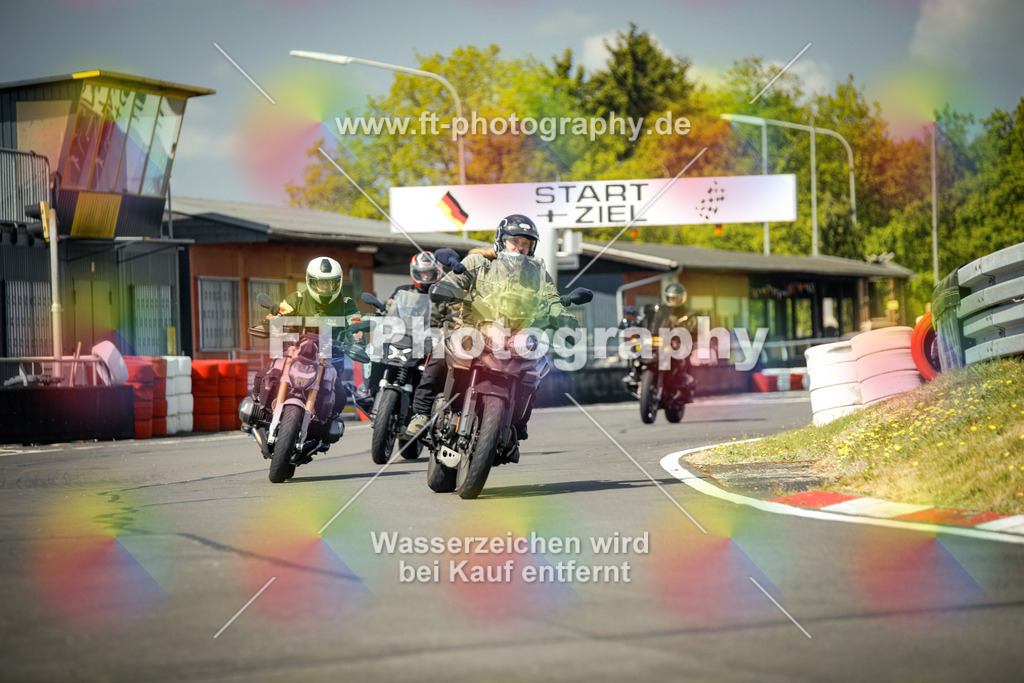 OBK_Mai_Justin_Uwe-10742 | Hier findet Ihr Bilder von Touristenfahrten auf der Nürburgring Nordschleife oder von anderen Veranstaltungen die ich besucht habe. Viel Spass beim Durch Schauen 