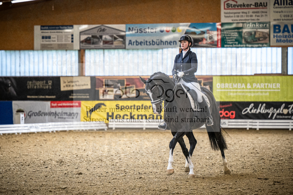 DOS_2624 | Entdecke hochwertige Reitturnierfotos von Foto Oger. Professionell, emotional und authentisch – jetzt Lieblingsmomente im Shop bestellen. - Realisiert mit Pictrs.com