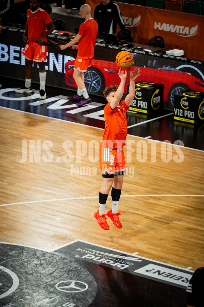 Rasta-5 | jns.sportfotos - Realisiert mit Pictrs.com