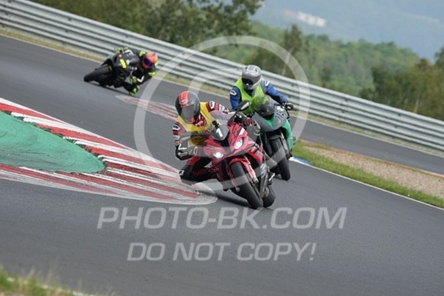 2024_08_09_PBK_13240 | Sportfotografie; SlowMotion; Video; Rennstrecke; Hafeneger; Speer; Racing; RSE; BMW; CBO; Trackday; Motorsportarena; Hockenheimring; Brno; Most; Barcelona; Valencia