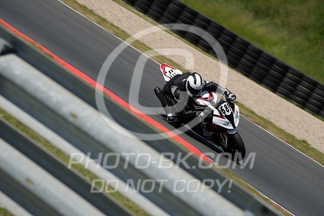 2025_05_12_PBK_15660 | Sportfotografie; SlowMotion; Video; Rennstrecke; Hafeneger; Speer; Racing; RSE; BMW; CBO; Trackday; Motorsportarena; Hockenheimring; Brno; Most; Barcelona; Valencia