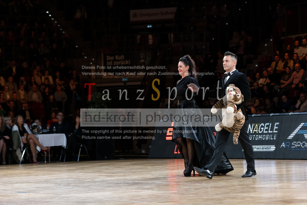 20241109_DM-Formationen_6160 | Tanzsportbilder, Standardtanz, Lateintanz, WDSF, DTV, LTVB, dancecomp, goc, hessen tanzt, blaues band der spree, walzer, tango, wiener walzer, slowfox, quickstepp, samba, rumba, cha-cha-cha, paso doble. jive, hd-kroft photography, turniertanzsport