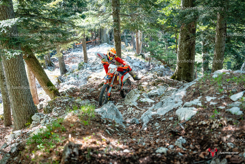 fuernholzer_250501-C1-273 | Fotografische Impressionen von der Red Stag Enduro Extreme by fuernholzer-photography.com. Endurosport in Österreich fotografisch festgehalten von fuernholzer. Auftragsfotografie für Private, Gewerbefotos und Industriefotografie. Eventfotografie, Sportfotografie und Motorsportfotografie. Anbieter von Fotoworkshops, Fototraining, fotografischen Vorträgen und Fotoseminaren.