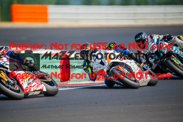 MaZZes_FotoMatrix_220626_5956 | PROSUPERSTOCK