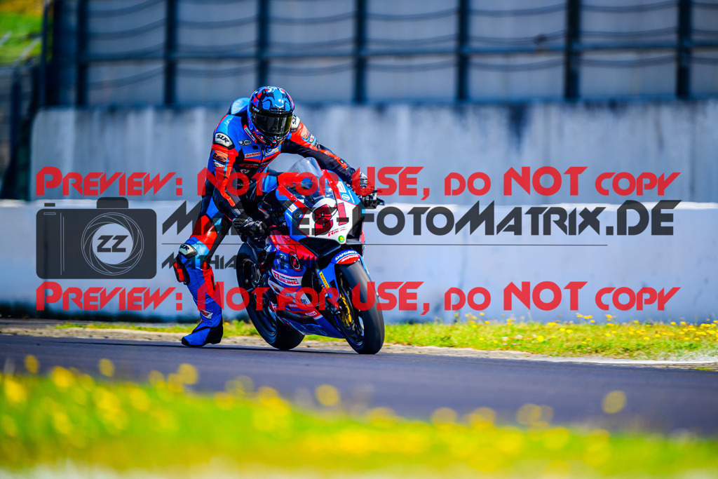 MaZZes_FotoMatrix_240831_6007705_7919 | SSP600