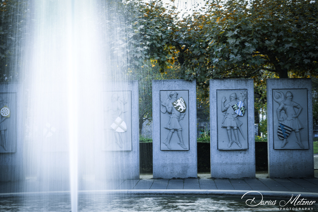 Der Hiltonbrunnen am Kürfürstenplatz in Mainz | Der Hiltonbrunnen am Kürfürstenplatz in Mainz