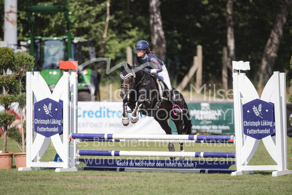 230714_LC_Mini-244 | Deine schönsten Turniermomente als professionelle Fotos! Entdecke hochwertige Pferdesport-Fotografie im Online-Shop. Jetzt Fotos finden & bestellen!