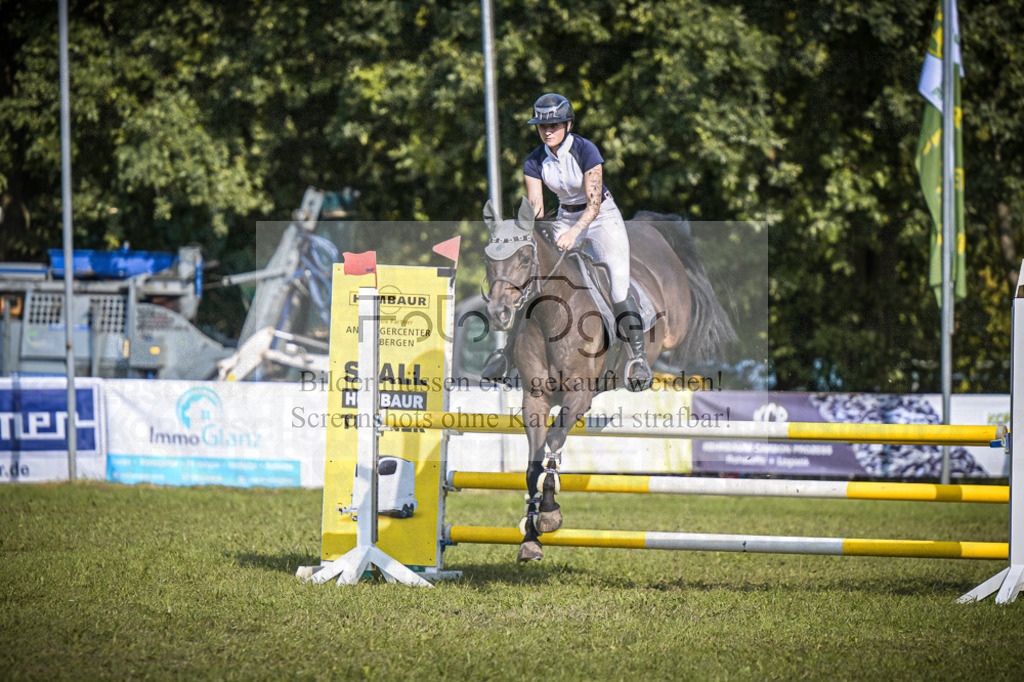 DOS_0708 | Entdecke hochwertige Reitturnierfotos von Foto Oger. Professionell, emotional und authentisch – jetzt Lieblingsmomente im Shop bestellen.Deutschlandweite Turnierfotografie. - Realisiert mit Pictrs.com