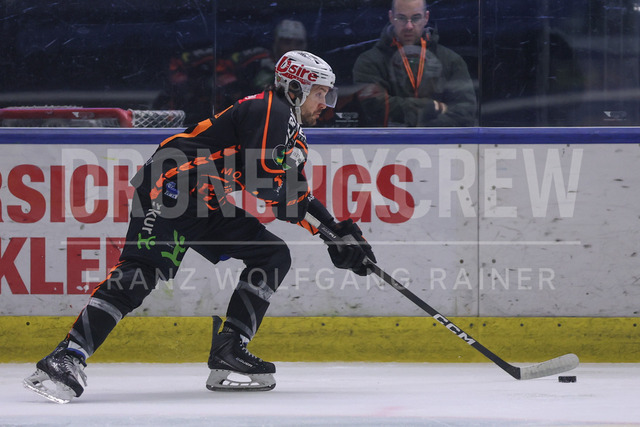 Moser Medical Graz 99ers vs EC iDM Wärmepumpen VSV – Ice Hockey    | Graz, Austria, 27.FEB.26 - ICE HOCKEY - ICE Hockey League, Graz 99ers vs Villacher SV. The image shows Manuel Ganahl (99ers).     