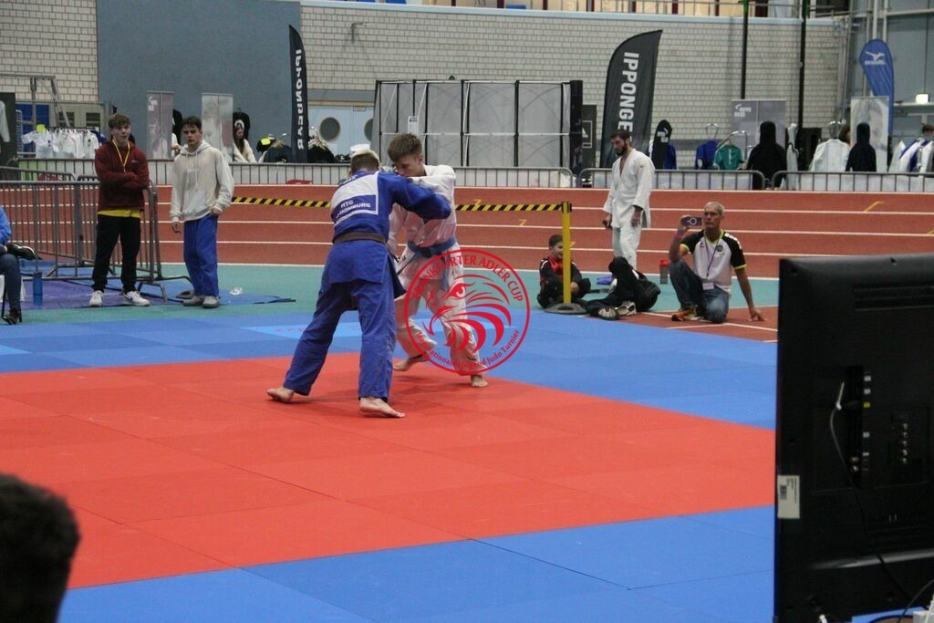 IMG_3970 | Fotos vom Adler Cup - Pictures from Adler Cup

Hier findet Ihr alle Eindrücke und großen Momente der Adler Cup Wochenenden. Here you will find all impressions and great moments of the Adler Cup weekends. - Realisiert mit Pictrs.com