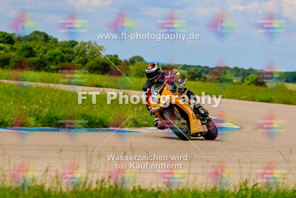 MotoTeam-1013 | Hier findet Ihr Bilder von Touristenfahrten auf der Nürburgring Nordschleife oder von anderen Veranstaltungen die ich besucht habe. Viel Spass beim Durch Schauen 