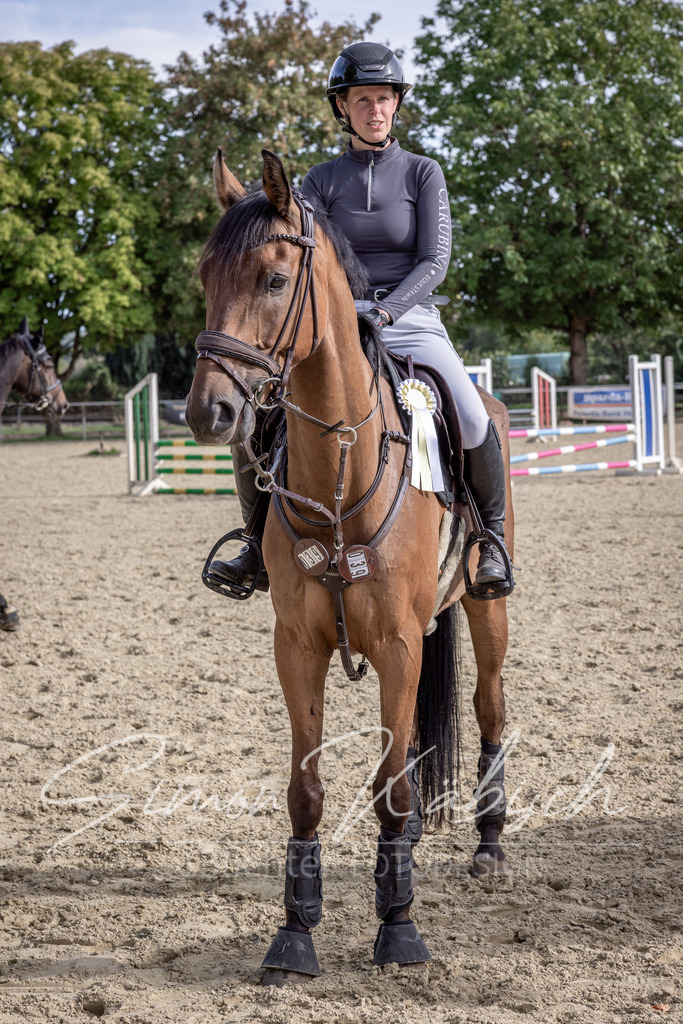 20260906-_3LI6543 | Tierfotografie Pferde, Hunde, Katzen, Haustiere.
Turnierfotografie Reitturniere, Reiten, Springreiten, Dressur in Hanau, dem Main-Kinzig-Kreis und dem Rhein-Main- Gebiet um Frankfurt