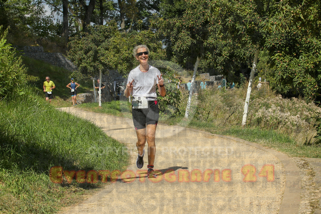 250824_1237_EX1_9959 | Sportfotografie im Rhein-Sieg Kreis, Köln, Bonn, NRW, Rheinland Pfalz, Hessen, etc. Unser Tätigkeitsfeld umfasst den Laufsport vom Volkslauf über den Marathon, Duathlon, Triathon bis zum Ultralauf wie Kölnpfad Ultra oder Schindertrail.