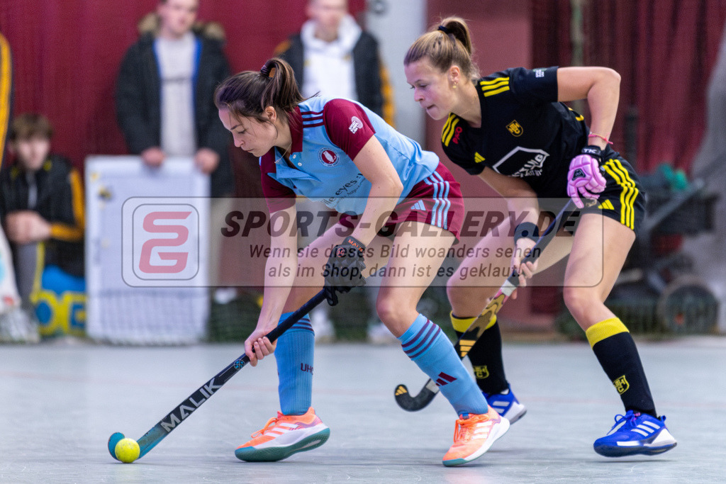 SM_2025-01-12_wD5_-124 | 1.Bundesliga Hallenhockey  (W) UHC - HTHC / 2:3 (2:1)