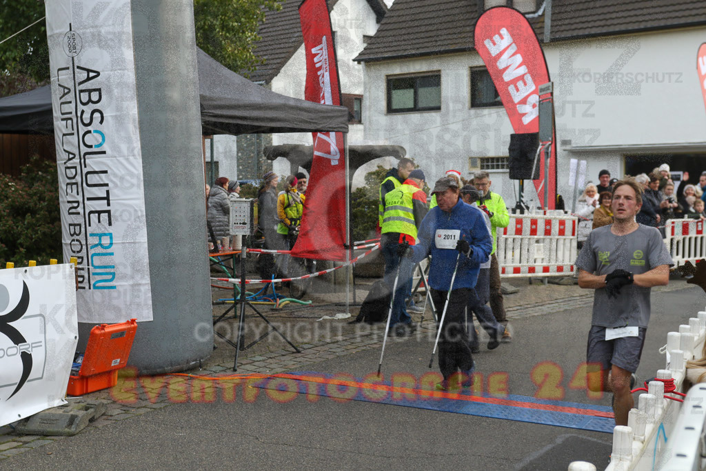 221127_1209_EV9_3326 | Sportfotografie im Rhein-Sieg Kreis, Köln, Bonn, NRW, Rheinland Pfalz, Hessen, etc. Unser Tätigkeitsfeld umfasst den Laufsport vom Volkslauf über den Marathon, Duathlon, Triathon bis zum Ultralauf wie Kölnpfad Ultra oder Schindertrail.
