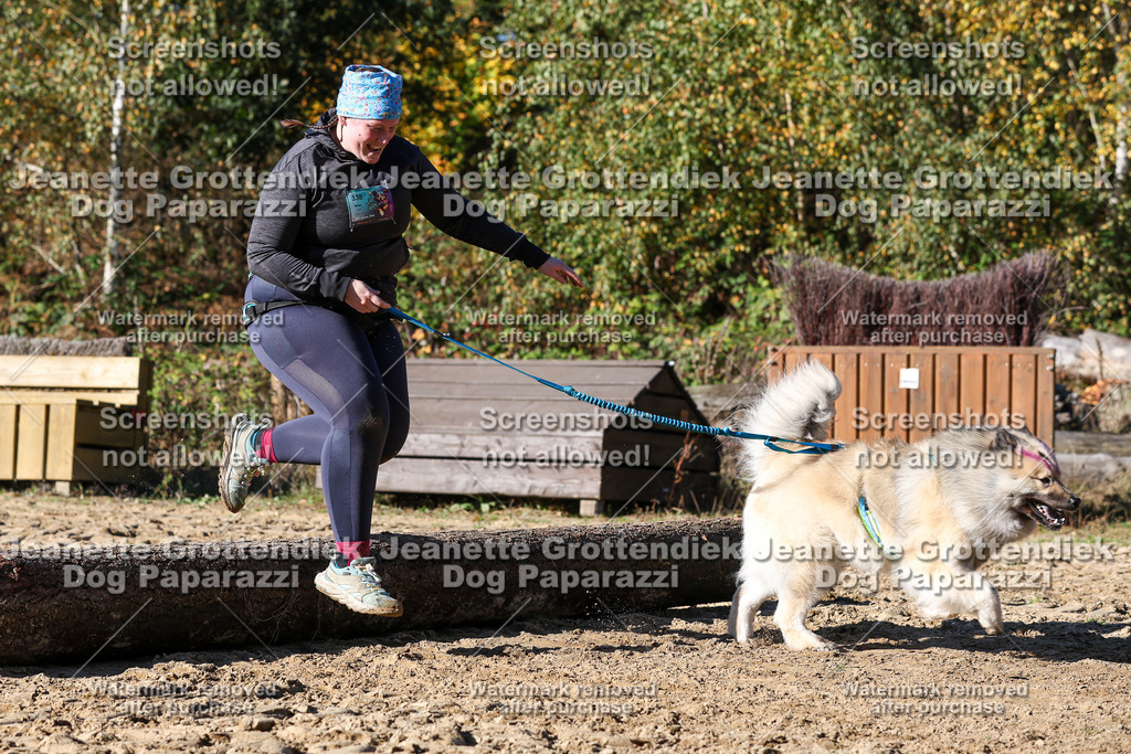 Dog Paparazzi - Strongdog 10-25-2570 | Dog Paparazzi Jeanette Grottendiek Fotografie & Videografie - Realisiert mit Pictrs.com