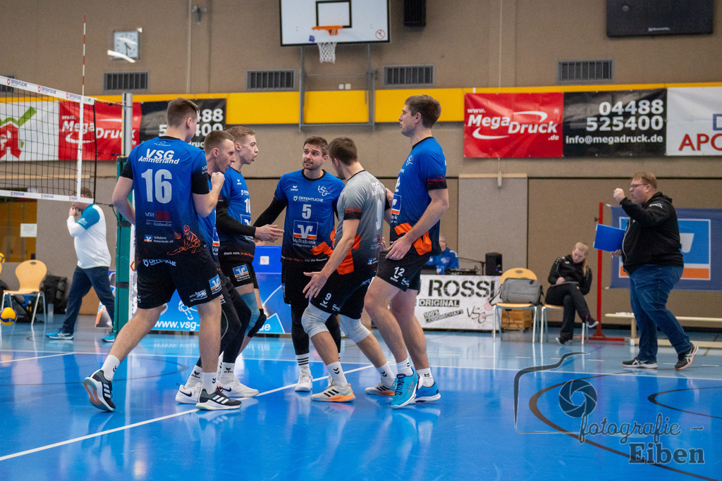 VSG Ammerland-VSG Lüneburg 2 | Volleyball Regionalliga; VSG Ammerland-VSG Lüneburg 2 am 04.02.2024; in Westerstede (Sporthalle Norderstraße), Photo: Philip Eiben 2024 - Realisiert mit Pictrs.com